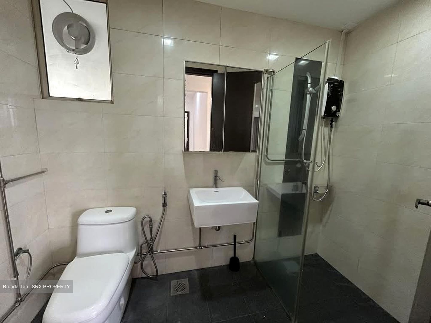 Bullion Park (D26), Condominium #568104491